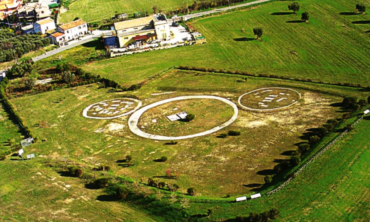 Sirolo, eccezionale scoperta archeologica: emerge un complesso funerario del VI secolo a.C.